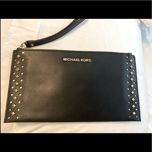 Michael Kors black leather wristlet/clutch - Picture 2 of 2